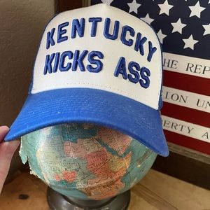 Ball cap “Kentucky kicks Ass”